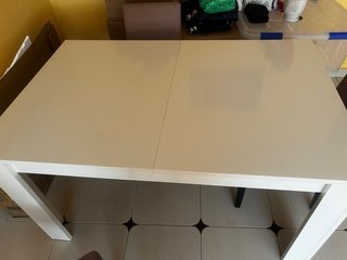 Mesa de comedor ,mesa auxiliar sofas,mueble tele