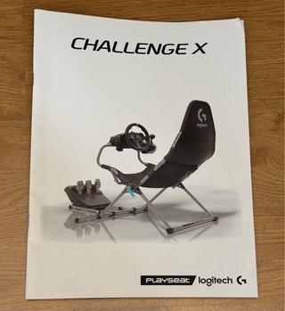 Volante G923 e Playseat Challenge X Logitech G