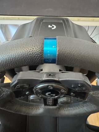 Volante G923 e Playseat Challenge X Logitech G