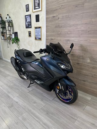 Yamaha T-Max 560 2023