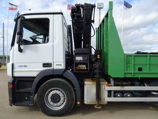 Mercedes ACTROS 25 44--CAMIONES GRUAS