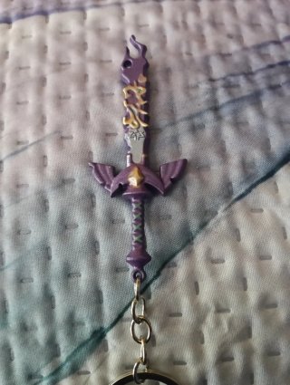 Llavero Espada Zelda Morada