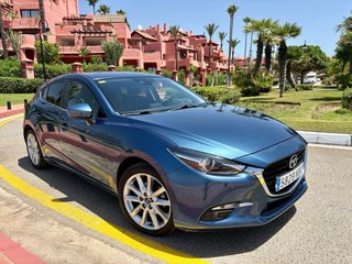 Mazda 3 2.0 120CV LUXURY PREMIUM BOSÉ SAFETY