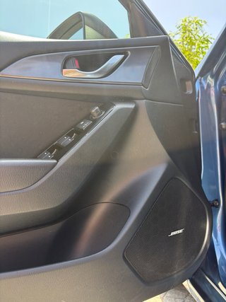Mazda 3 2.0 120CV LUXURY PREMIUM BOSÉ SAFETY