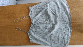 Camiseta Massimo Dutti floral gris y rosa