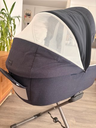 Capazo Cuna Inglesina Aptica con Soporte