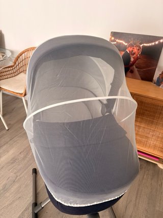 Capazo Cuna Inglesina Aptica con Soporte