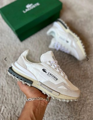 Zapatillas Lacoste Beige y Blancas