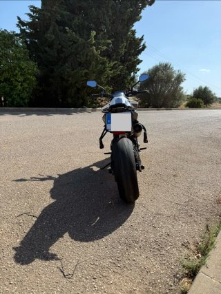 KTM Duke 890R