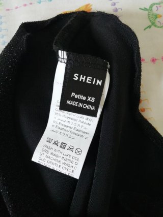 Top Asimétrico elástico de Shein Talla XS