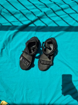Sandalias negras Stradivarius plataforma track 40