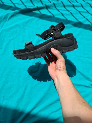 Sandalias negras Stradivarius plataforma track 40