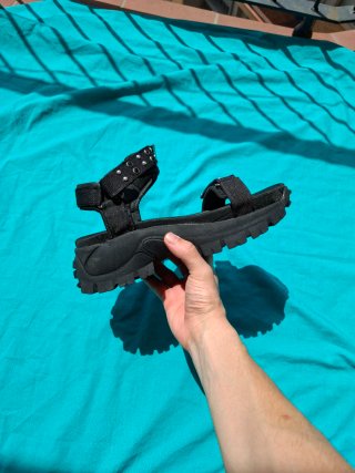 Sandalias negras Stradivarius plataforma track 40