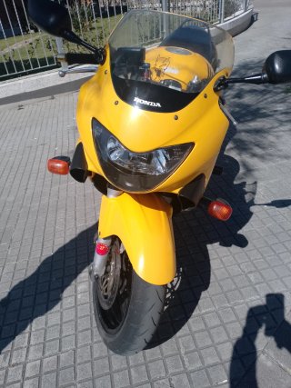 Honda CBR 600 F4 1999 última ligh