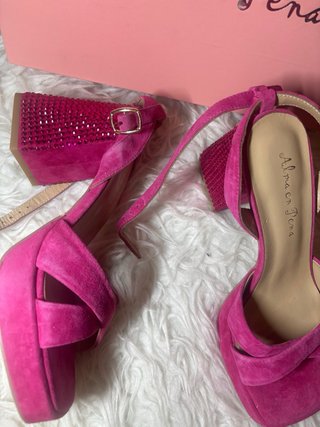 Sandalias Alma en Pena tacón plataforma fucsia