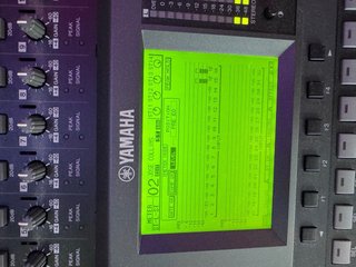 Mesa de mezclas Yamaha 01V96i