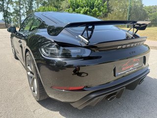 Porsche 718 Cayman GT4