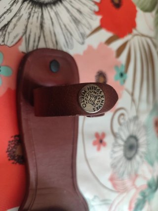 Cuchillo de caza con funda