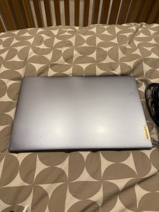 Lenovo IdeaPad Slim 3 15IAN8 Gris/Plata