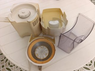 Licuadora Exprimidora Beige