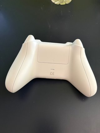 Mando Xbox Robot White