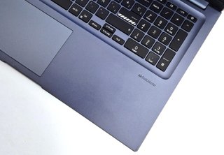 Portátil Asus 17" Ryzen 5 16GB RAM 512GB SSD