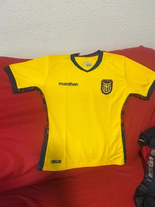 Camiseta Ecuador Marathon