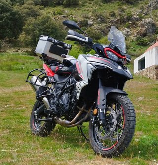 Benelli TRK 702X 2024 - LIMITADA A2 + MALETAS
