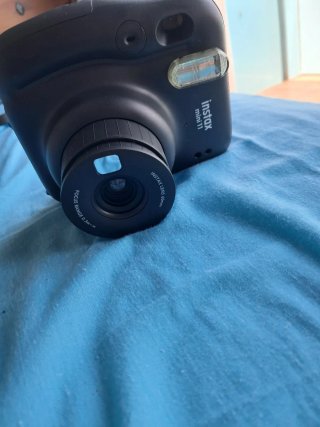 Fujifilm Instax Mini 11 + estuche