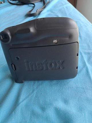 Fujifilm Instax Mini 11 + estuche