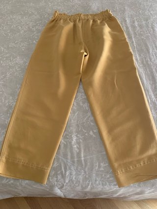 Pantalón Zara tobillero mostaza Talla S