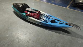 Kayak Autovaciable FeelFree azul y blanco