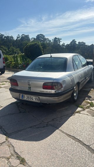 Opel Omega 1999