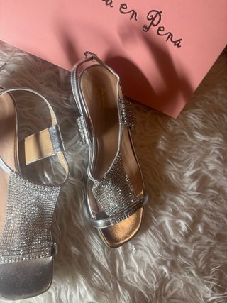 Sandalias Alma en Pena Plata Brillantes