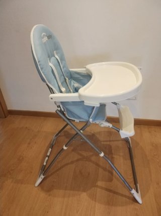 Trona plegable bebé.