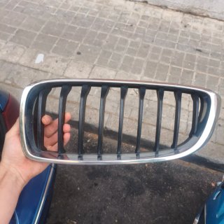 Rejilla Delantera Derecha BMW