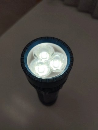 Linterna Olight Seeker 2 Pro