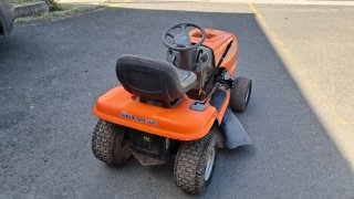Tractor cortacésped Husqvarna