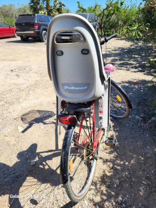 Bicicleta con silla para niño