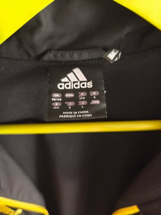 Chaqueta Liverpool Adidas Negra y Amarilla