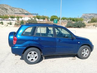 Toyota RAV4 2002