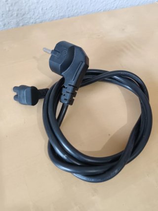 Cable alimentación smart TV o portátil