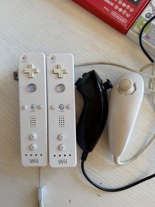 Consola Nintendo Wii Blanca + Juegos y Accesorios