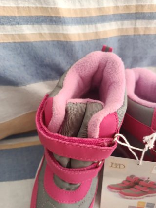 Botas nieve niña rosa y gris talla 33 waterproof