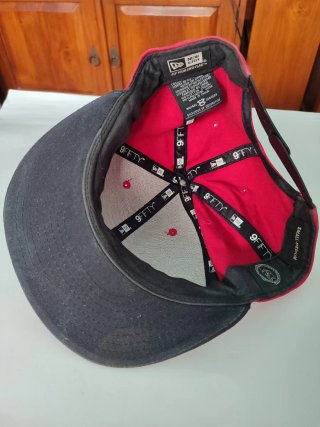 Gorra New Era 9FIFTY Snapback Roja y Negra