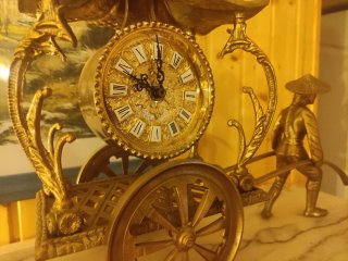 Reloj de Bronce Estilo Chino