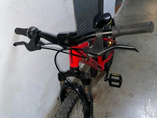 Bicicleta Rockrider 24'' Roja.