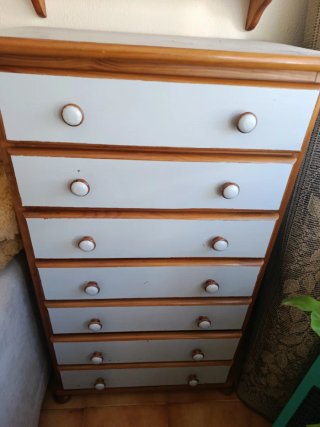 Cajonera in legno con 7 cassetti