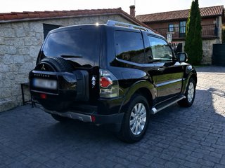 Mitsubishi Montero 2007