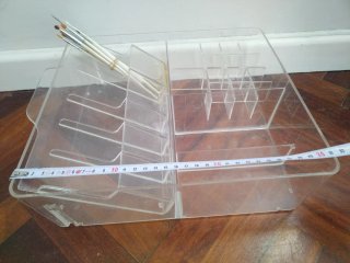 Organizador de maquillaje acrílico